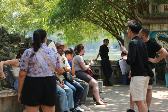 img src/upload/2-2024/images/2024-04-27/1714215202-nang-nong15-24-width660height440.jpg width660 /