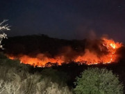 An Giang: Cháy lớn ở núi Cô Tô cùng nhiều tiếng nổ