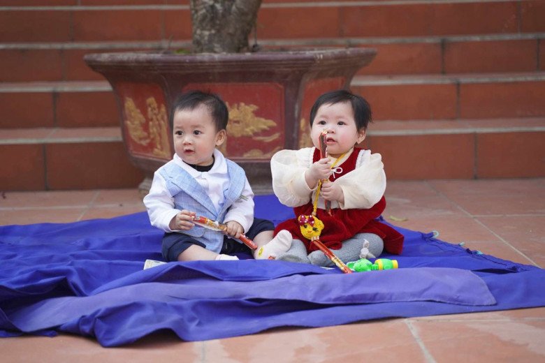 Để có được hai nhóc tỳ sinh đôi trong lần mang thai thứ 2, chị Nhung phải trải qua nhiều khó khăn vất vả. Ảnh: NVCC.
