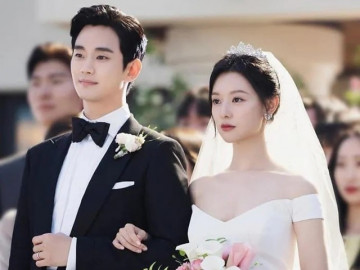 Nữ Hoàng Nước Mắt đã kết thúc viên mãn, còn Kim Ji Won - Kim Soo Hyun đến khi nào mới công khai?