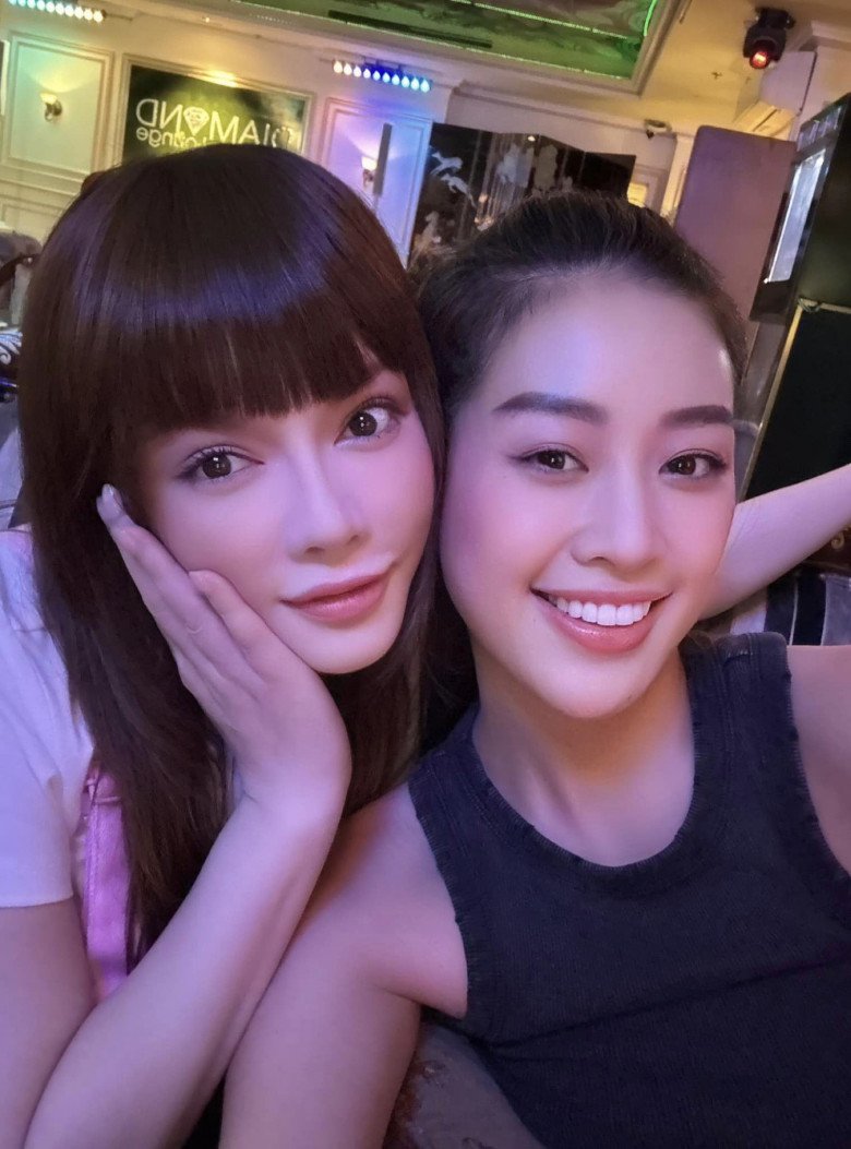 Sao Việt 24h: Đàm Thu Trang khoe ảnh nghỉ lễ, bị nói amp;#34;đẻ thuêamp;#34; khi 2 con giống bố đến từng nét mặt - 5