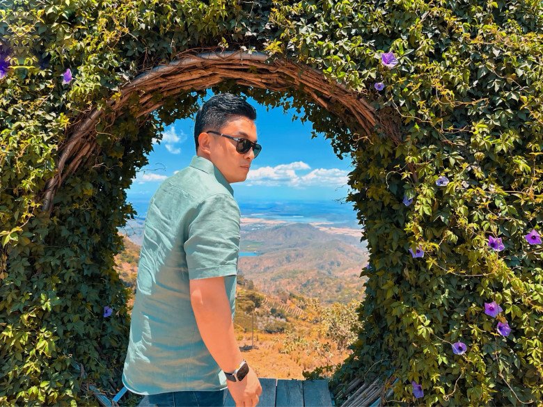 Sao Việt 24h: Tụ họp bạn bè cùng chồng thiếu gia, Tăng Thanh Hà để lộ gương mặt nhợt nhạt - 10