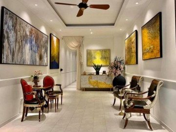 BTV Ngọc Trinh sống trong biệt thự xa hoa, nhiều góc đẹp đến siêu thực đến chủ nhân cũng đùa là ảnh mạng