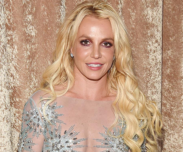 Những người thân cận phủ nhận thông tin Britney sắp khánh kiệt.