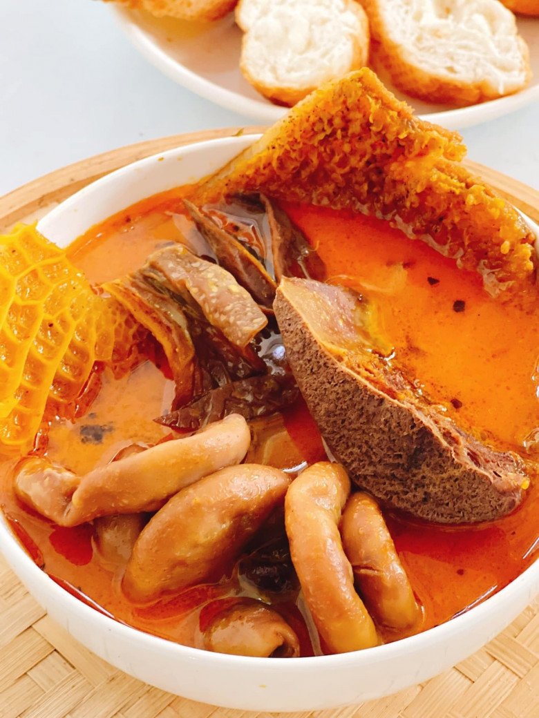 Cách nấu phá lấu bò Sài Gòn, món ăn đường phố vạn người mê hóa ra không khó - 3
