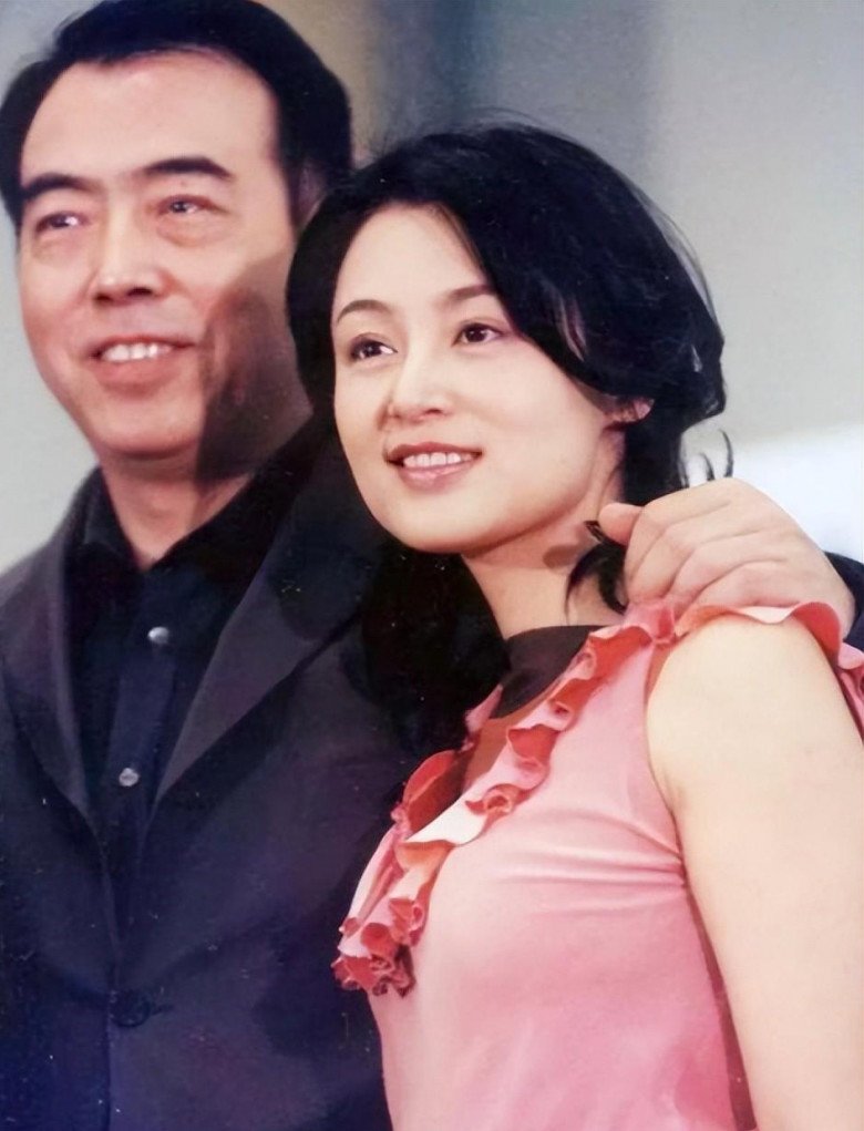 "Người phụ nữ đẹp nhất Trung Quốc" 55 tuổi trẻ như 25, có bí quyết chống già giữ dáng chỉ với 3 chữ - 7