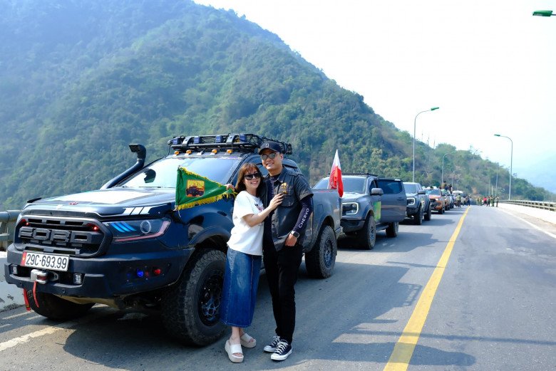 Sao Việt 24h: Hiền Thục xót xa tâm sự với con gái về vụ amp;#34;Mèo Béoamp;#34; nhảy cầu, được ái nữ an ủi - 7