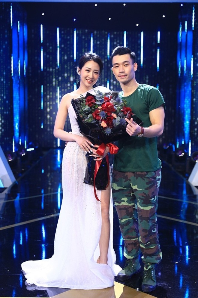 Kiều Ly và Nhật Linh tại chương trình Người ấy là ai.