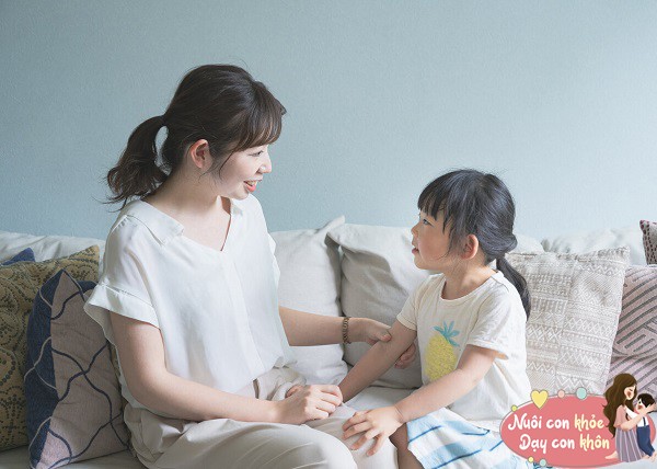 Trẻ có sự đồng cảm cao với người khác.