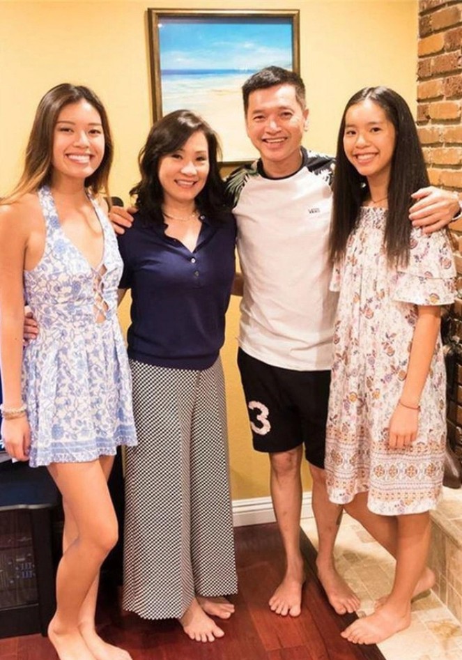 Từ sau khi bố mẹ ly hôn, Vicky Phương Vân và Sophia Minh Châu hiếm khi xuất hiện bên cạnh Quang Minh.