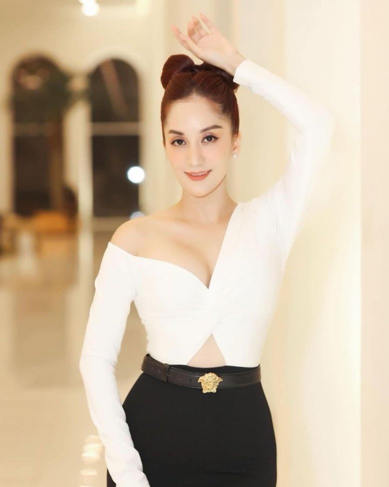 Sao Việt 24h: Đặng Thu Thảo khoe không gian nhà mới xịn sò, rộ thêm nghi vấn chuẩn bị đón amp;#34;bé Rồngamp;#34; - 14