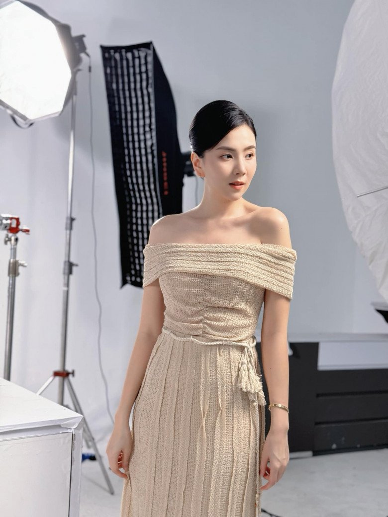 Cô nhắn nhủ ai đó là cục vàng của anh dấy lên nghi vấn hẹn hò.