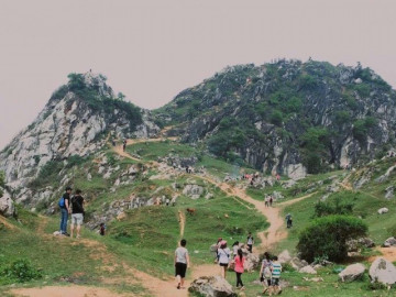 Ở Hà Nội có một cao nguyên đá Hà Giang không phải ai cũng biết, muốn đi chỉ cần chuẩn bị những thứ sau!