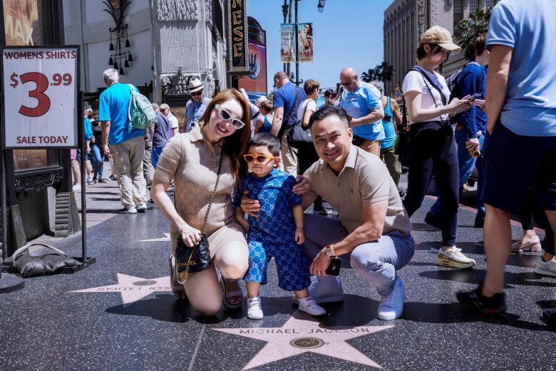 Sao Việt 24h: MC Cát Tường tiết lộ mẹ bệnh nhưng amp;#34;bướngamp;#34;, Ốc Thanh Vân ở trời Tây nhớ mẹ đẻ và mẹ chồng - 19