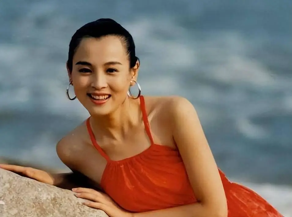 Vẻ ngoài xinh đẹp của Triệu Minh Minh khi còn trẻ.