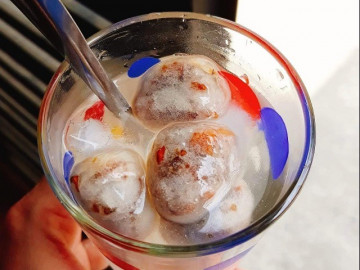 Nếm thử món chè độc đáo chỉ có ở Huế, đây là 4 địa chỉ cực chất lượng!