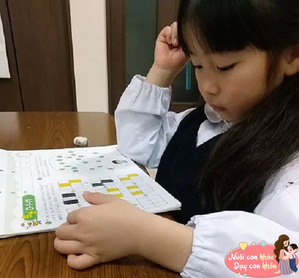 Những đứa trẻ thành công trong học tập luôn có thể sắp xếp việc học tập và cuộc sống của mình một cách trật tự.