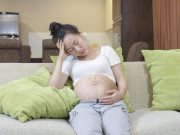 Bà bầu - Con gái mang thai bị nhà chồng bắt nạt, bố tôi đánh xe tận cổng nhà thông gia tuyên bố: Về bố nuôi!