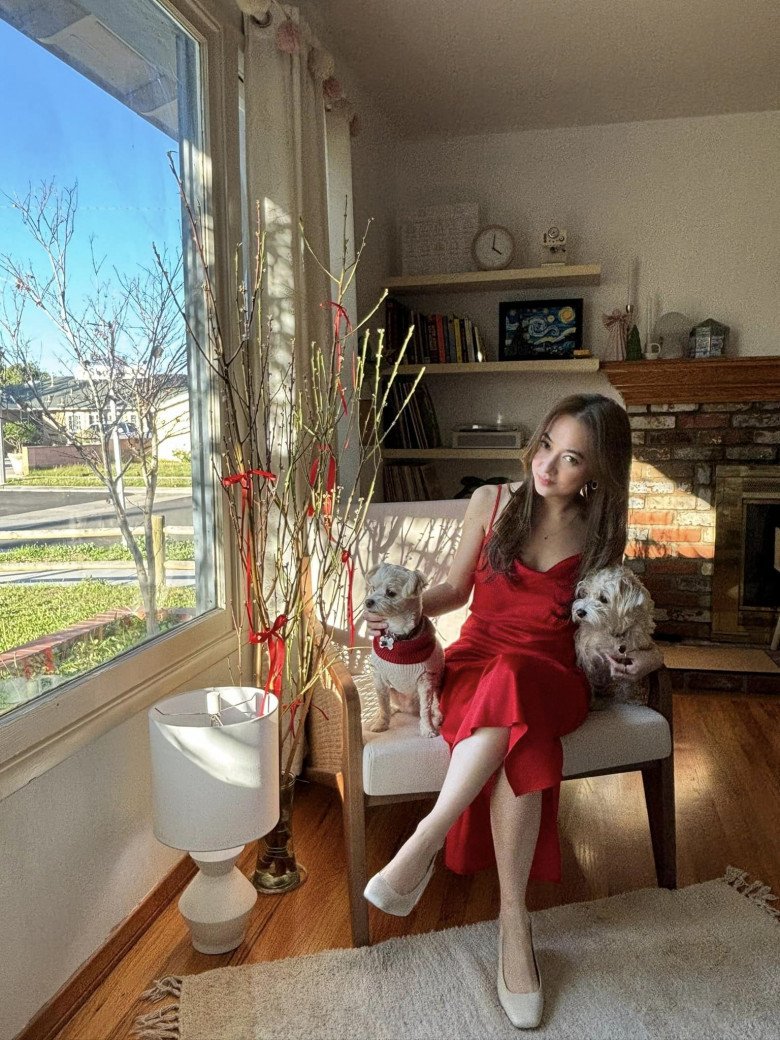 Nữ ca sĩ trân trọng hiện tại.