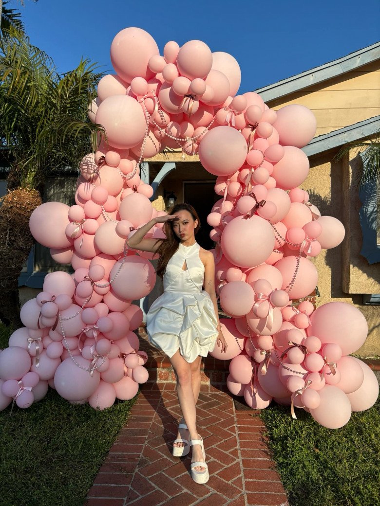 Cuộc sống hiện tại của amp;#34;thần đồngamp;#34; Xuân Nghi: Xinh đẹp rạng ngời ở tuổi 30, đã chuyển sang ngành mới - 3