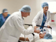 Sức khỏe - Đột quỵ có phải là trúng gió? 10 điều nhiều ít ai biết, khi gặp người đột quỵ chỉ dám đứng nhìn