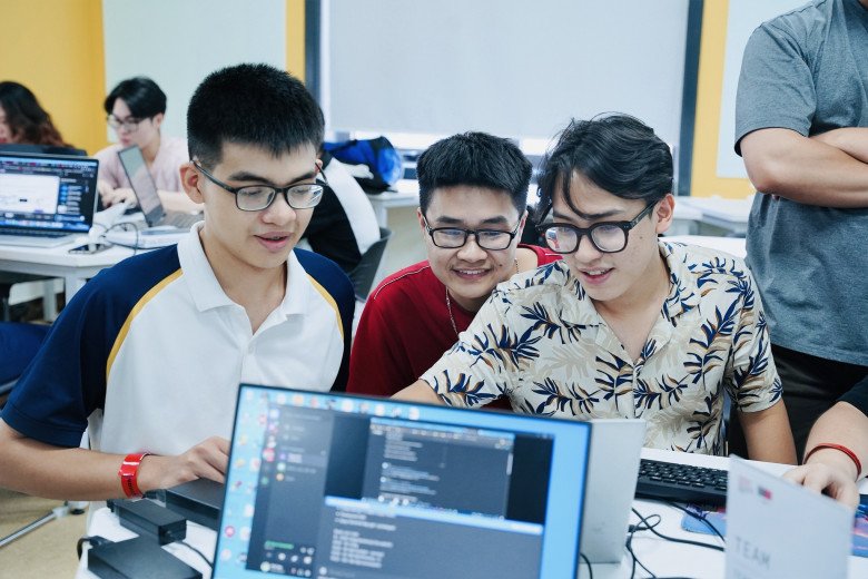 Ngành học dự báo cực hot trong mùa tuyển sinh 2024, lương 100 triệu/tháng trong tầm tay, đang amp;#34;khátamp;#34; nhân lực - 3