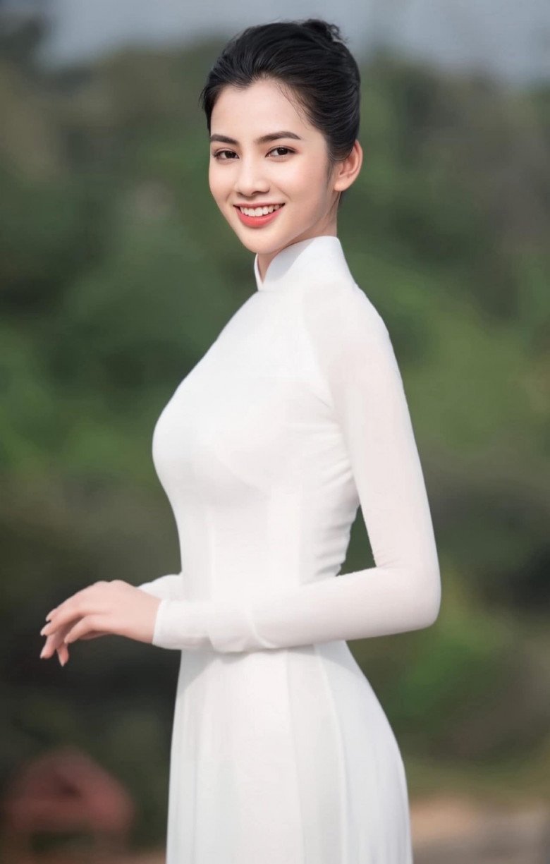 Cẩm Đan từng được biết đến là top 15 Hoa hậu Việt Nam 2020.