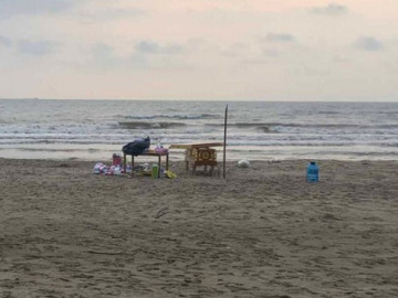 2 học sinh lớp 9 ở Hà Tĩnh bị sóng cuốn: Tìm thấy 1 thi thể cách nơi gặp nạn 5km