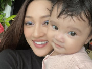 Yêu con - Con gái Bảo Anh lúc 6 tháng đã biết làm nhiều biểu cảm dễ thương, nhìn giống mẹ y đúc