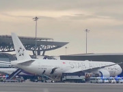 Tin tức - Tin tức 24h: Máy bay Singapore hạ cánh khẩn tại Thái Lan, hàng chục người thương vong