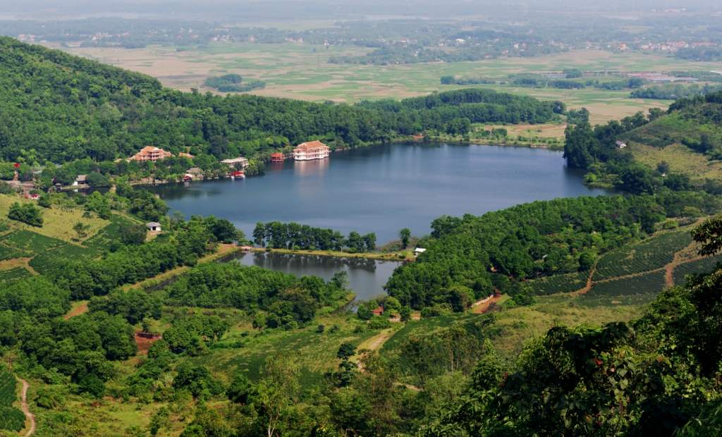 Đập Đồng Quan at Hàm Lợn Mountain