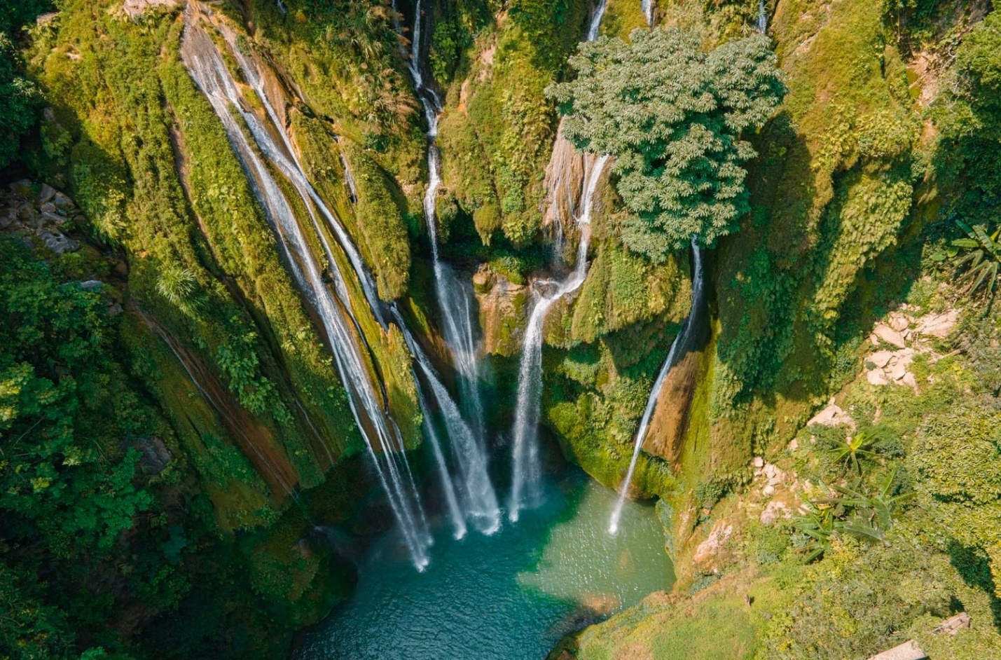 Chiềng Khoa Waterfall