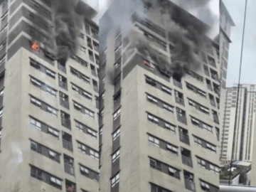 Video cháy lớn tại chung cư cao tầng The Vesta, Hà Đông