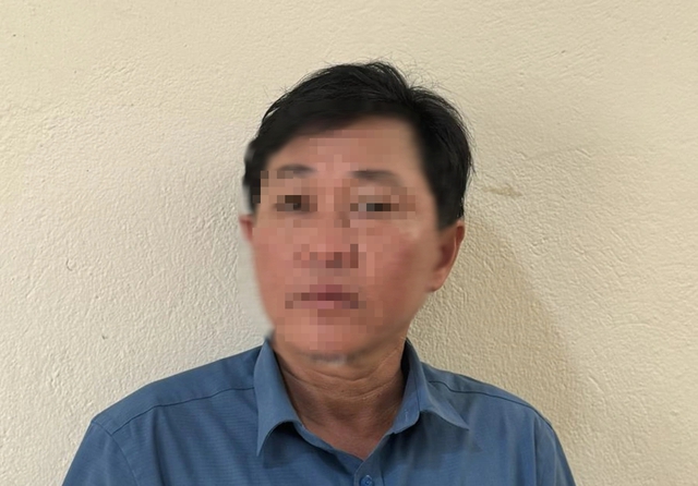 Phùng Sỹ Hùng tại cơ quan công an. Ảnh: Công an Thanh Hóa