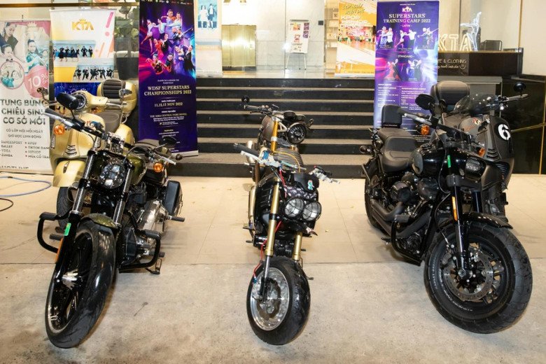 Bộ sưu tập xe của Phan Hiển lên tới hàng tỷ đồng.