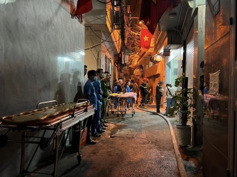 TANG THƯƠNG: Cháy nhà trọ ở Hà Nội, 14 người tử vong - 2