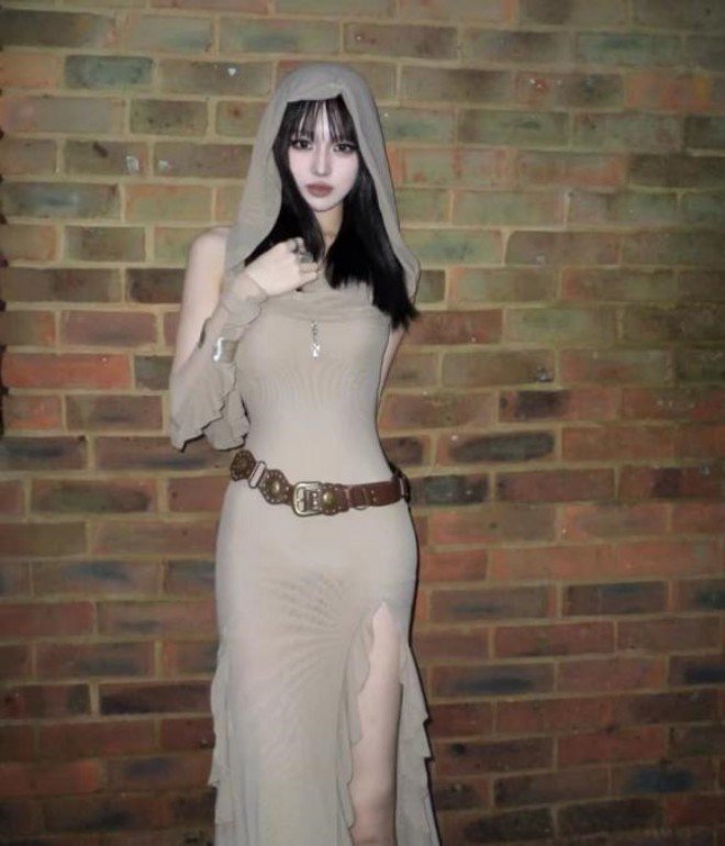 Sắc vóc quyến rũ trong hiện tại của con gái Uông Phong.