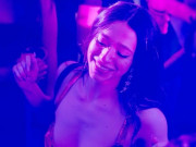 Giải trí - Phim 18+ vinh danh ngành lao động tình dục về vũ nữ thoát y thắng Cannes 2024