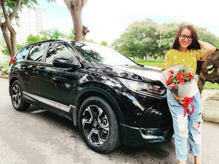 Món quà hiệu đắt tiền Hải Băng được chồng tặng khi mang thai.