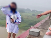 Tin tức - Giận dỗi bạn trai, cô gái trẻ lên cầu Nhật Tân tự tử