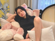 Bà bầu - Ông xã Đoàn Di Băng khoe vợ “cũng nghén nhưng nghén này lạ lắm”, nết thử que có 1 không 2