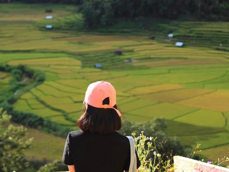 Làng Kon Tu Rằng là một điểm đến nổi tiếng, với những thửa ruộng bậc thang thoai thoải và cuốn hút. (Ảnh: Như Quỳnh)
