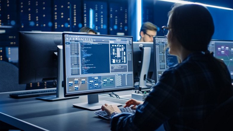 5 ngành nghề có thể thu nhập hơn 100 triệu đồng/tháng, chế độ đãi ngộ hấp dẫn, Việt Nam đang thiếu nhân lực - 3