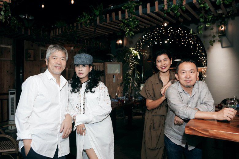 Diva Thanh Lam đăng ảnh “tình bể bình” bên ông xã, chồng cũ có phản ứng gây chú ý - 5
