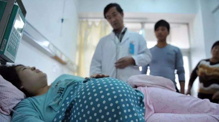 Bác sĩ cho biết Hà Nhi mang thai 4. (Ảnh minh họa).