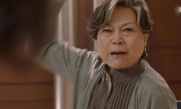 Về quê thăm con, tôi sốc khi chứng kiến mẹ chồng đang làm điều này với cháu - 1