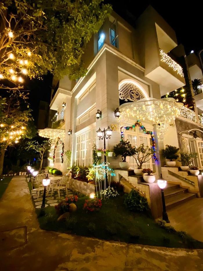 Đến giờ, cặp đôi đã có khối tài sản làm nhiều người ngưỡng mộ.