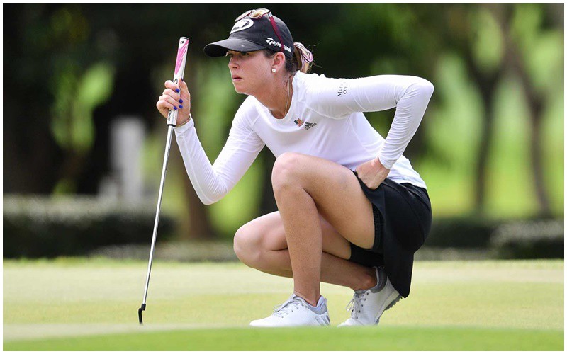 Sau sinh, Paula Creamer nhanh chóng quay lại với công việc, giúp cô dễ dàng lấy lại dáng. 
