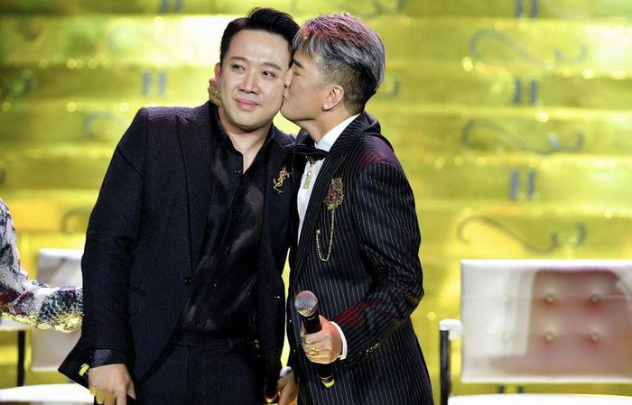 Trấn Thành và cụm từ hào quang rực rỡ từng một thời gây tranh cãi.