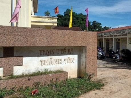 Bé gái tử vong bất thường sau khi tiêm vaccine "5 trong 1"